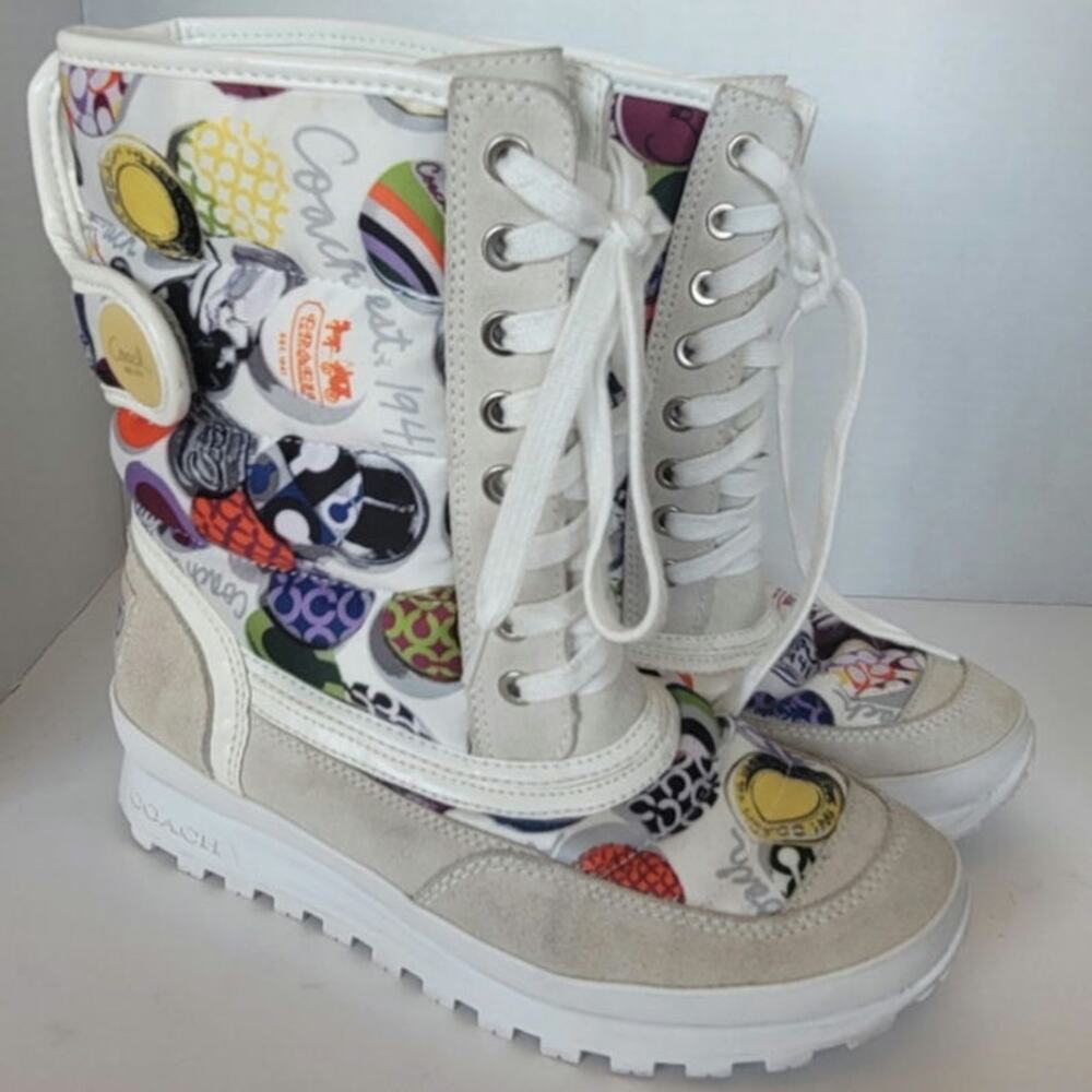 Coach Dorean Lace-up Puffy Winter Snow Boots Multi-color Logo Print Suede Trim